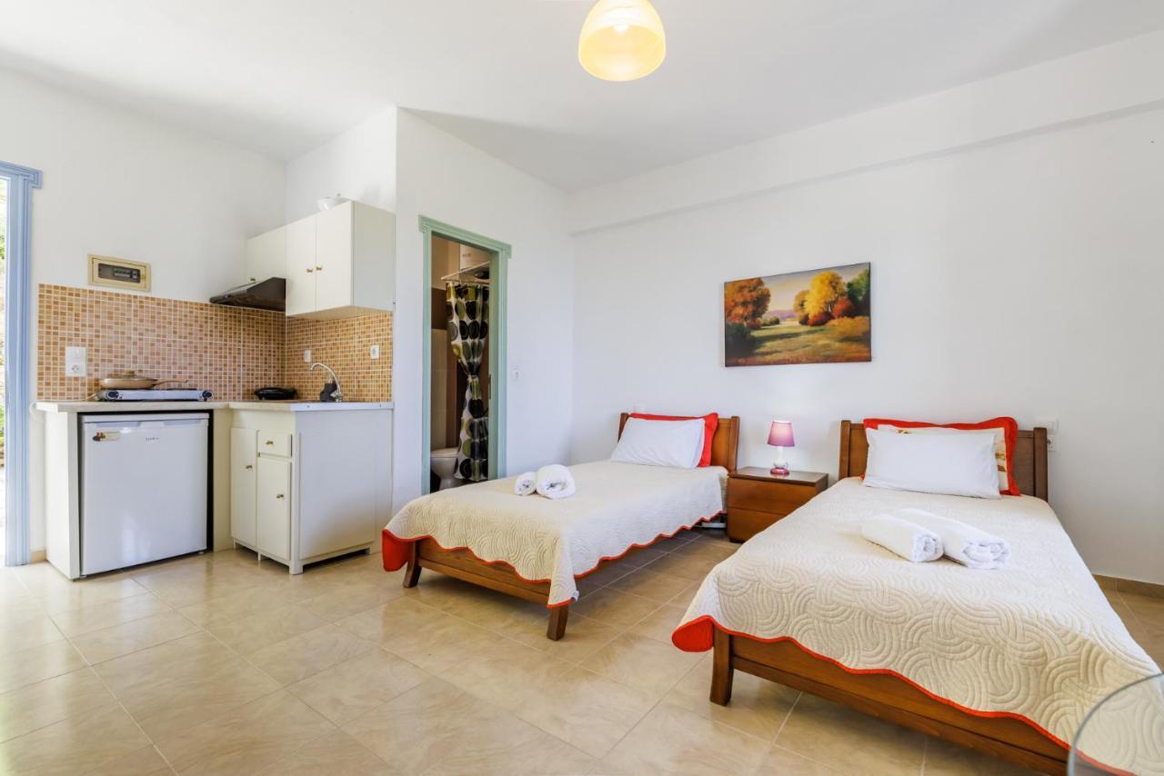 Anemi Studios Skopelos Town Ngoại thất bức ảnh