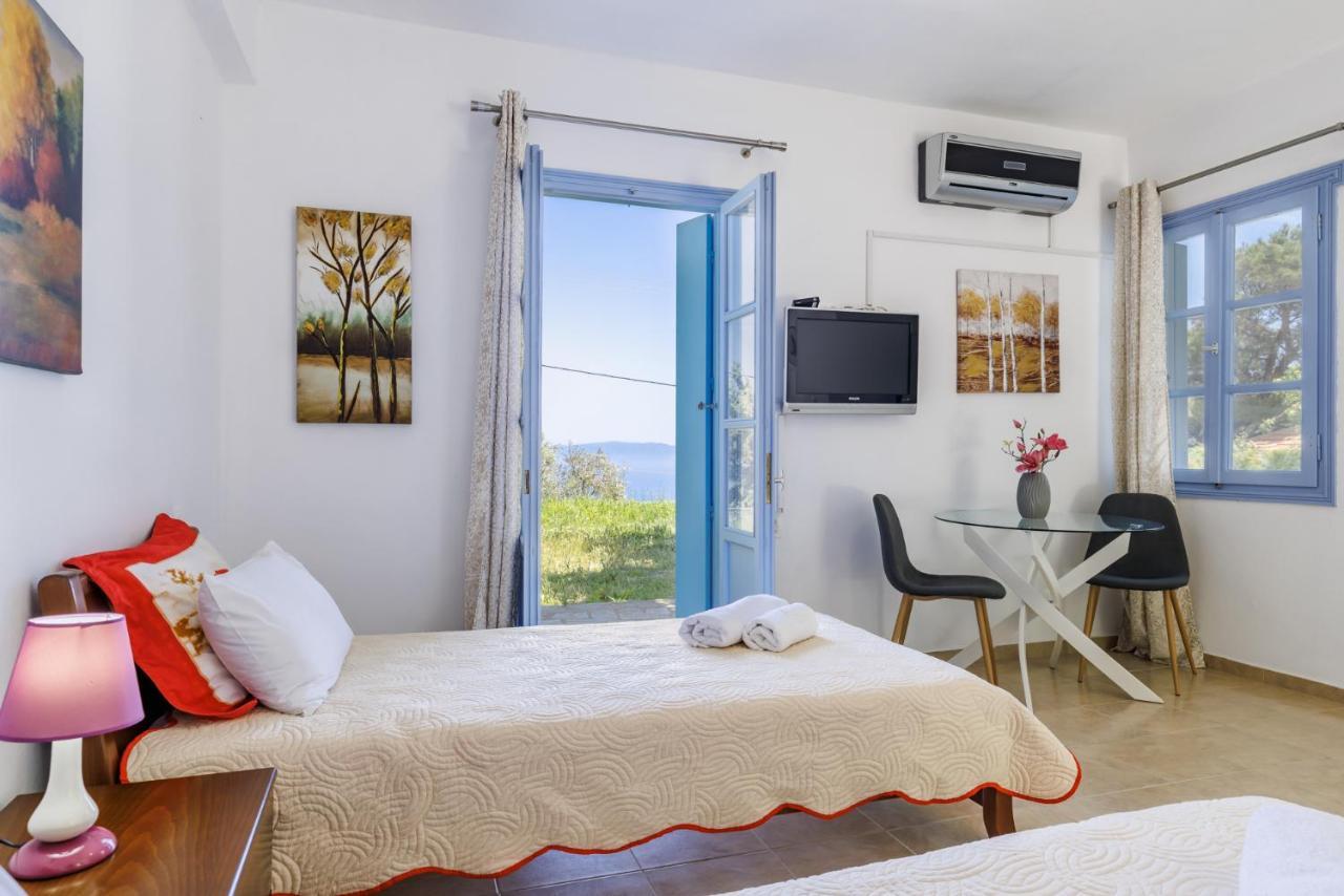 Anemi Studios Skopelos Town Ngoại thất bức ảnh